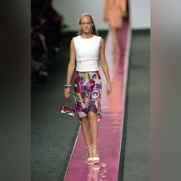 Vintage Chanel Bustier Corset Top Pink Quilted Strapless Spring 2001 Runway 38 - Picture 14 of 16